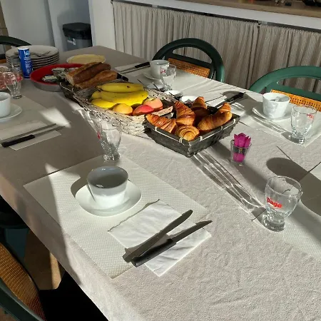 Pasturella Apartment